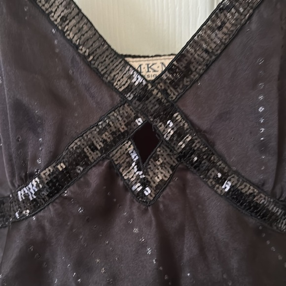 M.K.M Designs Noodle Strap Black Top - Picture 4 of 4